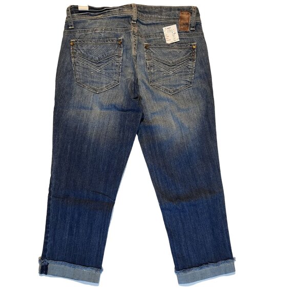 NWT Women's Denim Capri Jeans Size 7 - Picture 1 of 5